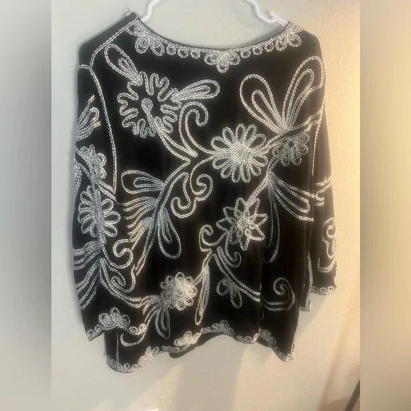 Carole Little Top - Picture 3 of 5